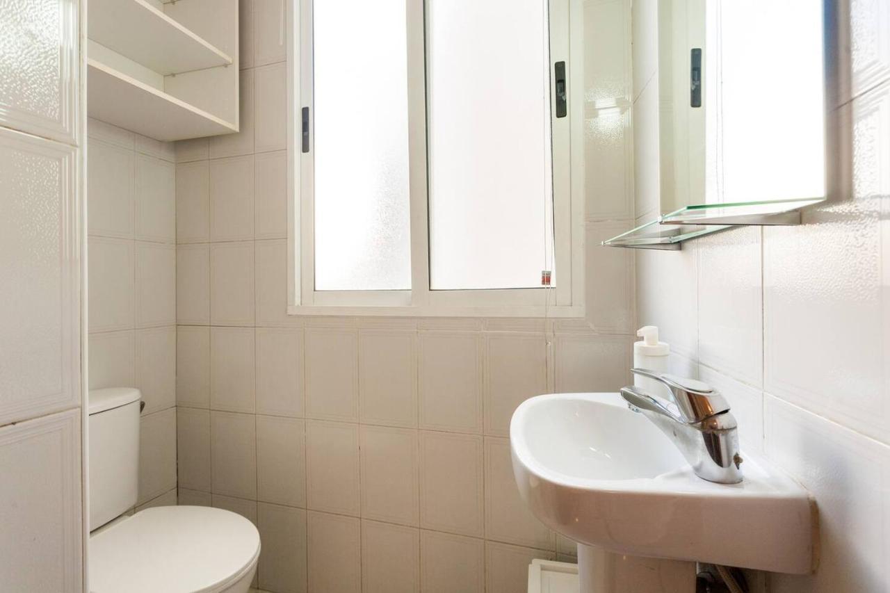 Spacious, Bright Apartment Next To The Old Town Valensiya Dış mekan fotoğraf